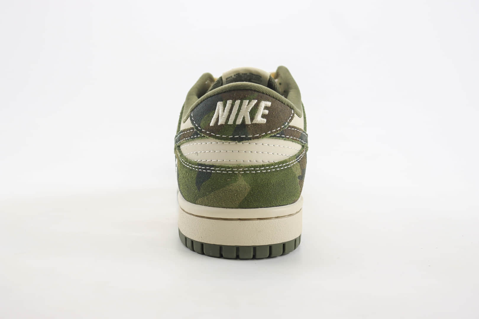 耐克BAPE x Nike SB Dunk Low纯原版本猿人头联名SB Dunk丛林迷彩滑板板鞋 莆田耐克批发 货号：CH6336-230