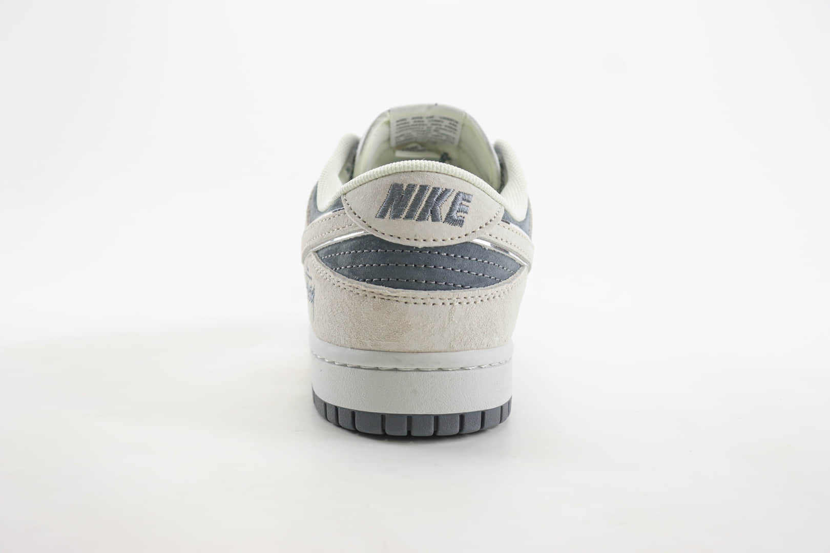 耐克Stussy x Nike SB Dunk Low纯原版本斯图西联名SB Dunk米灰色滑板板鞋 莆田耐克批发 货号：XX2025-578