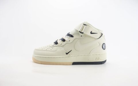 耐克Nike Air Force 1 Mid纯原版本空军一号AF1联名NBA白黑中帮板鞋 莆田耐克工厂 货号：NT2969-013