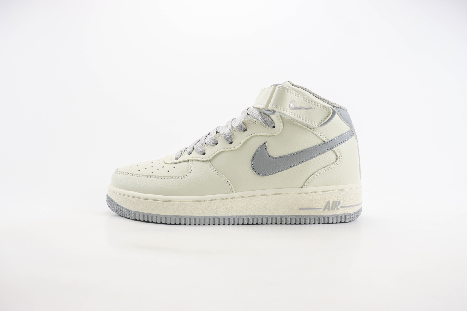 耐克Nike Air Force 1 Mid纯原版本空军一号中帮AF1米灰色板鞋 莆田耐克代理 货号：PA0920-608