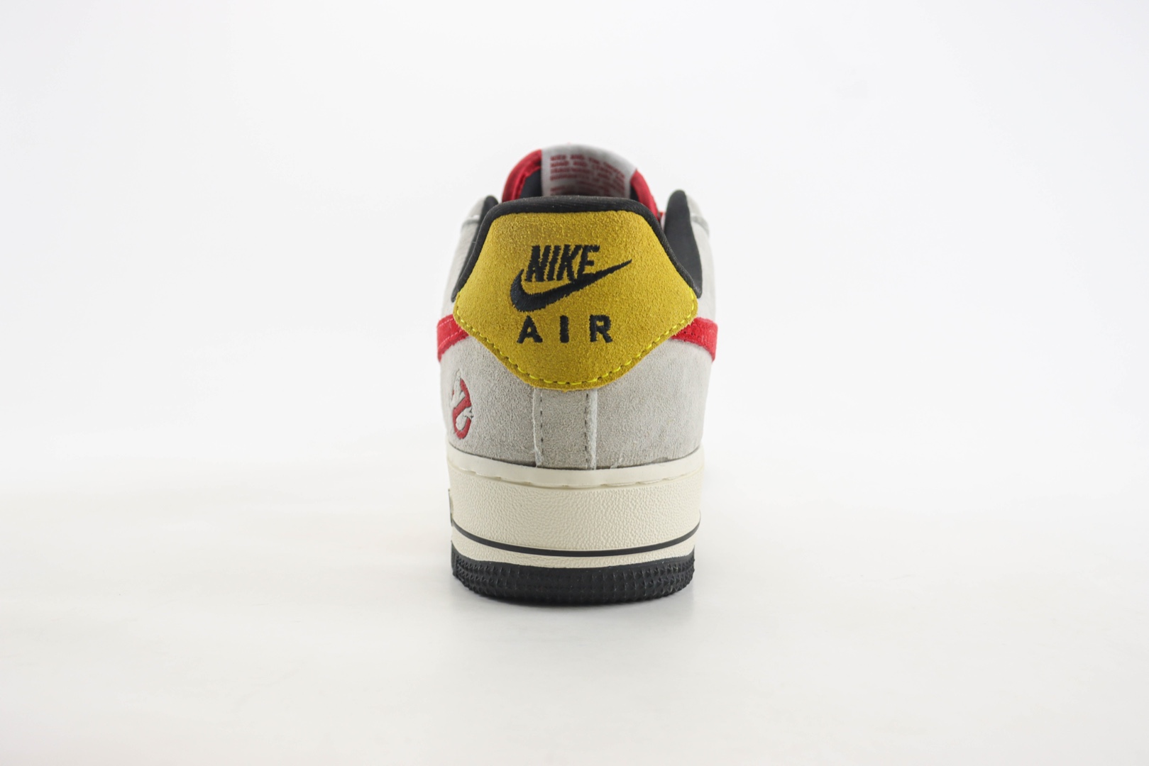 耐克Nike Air Force 1 Low纯原版本空军一号AF1麂皮灰红低帮板鞋 莆田天花板AF1 货号：KK1988-020